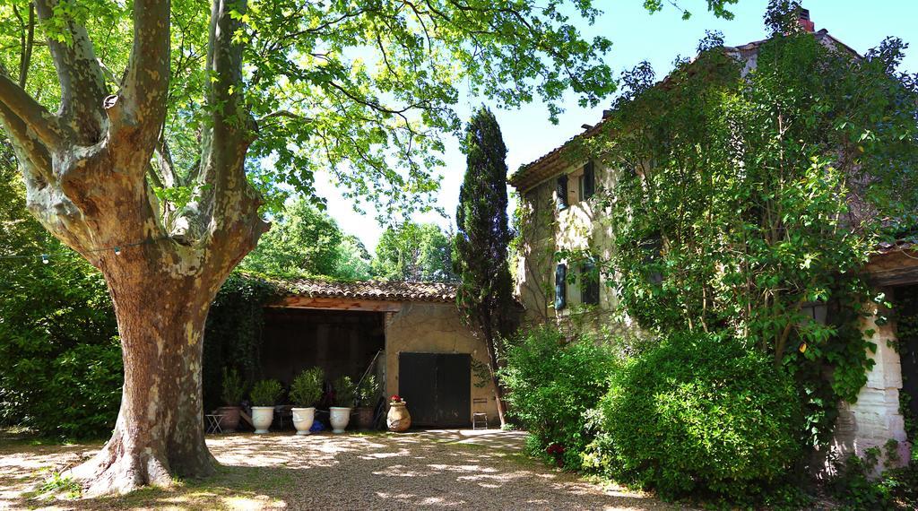 Bed and Breakfast Campagne Baudeloup LʼIsle-sur-la-Sorgue Exterior foto